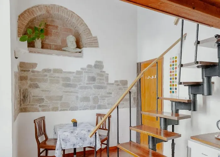 3 - Monolocale Caratteristico E Silenzioso